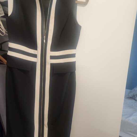 Melanie Lyne New dress - Picture 2 of 4